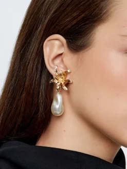 Earrings With Flower And Pearl|Parfois Hot