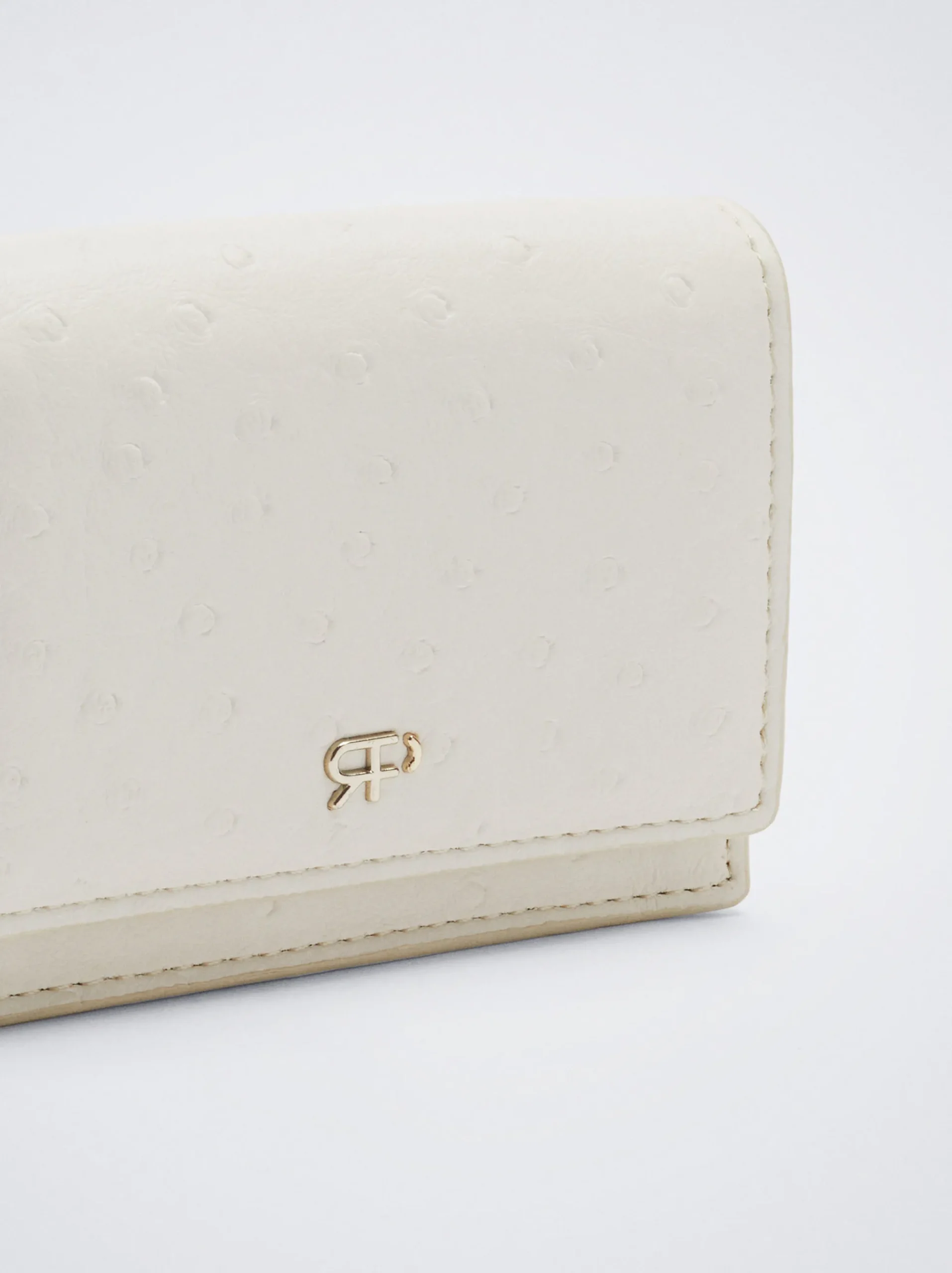 Embossed Card Holder|Parfois Hot