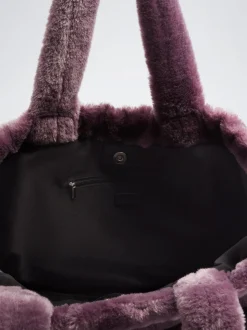 Faux Fur Tote Bag|Parfois Store