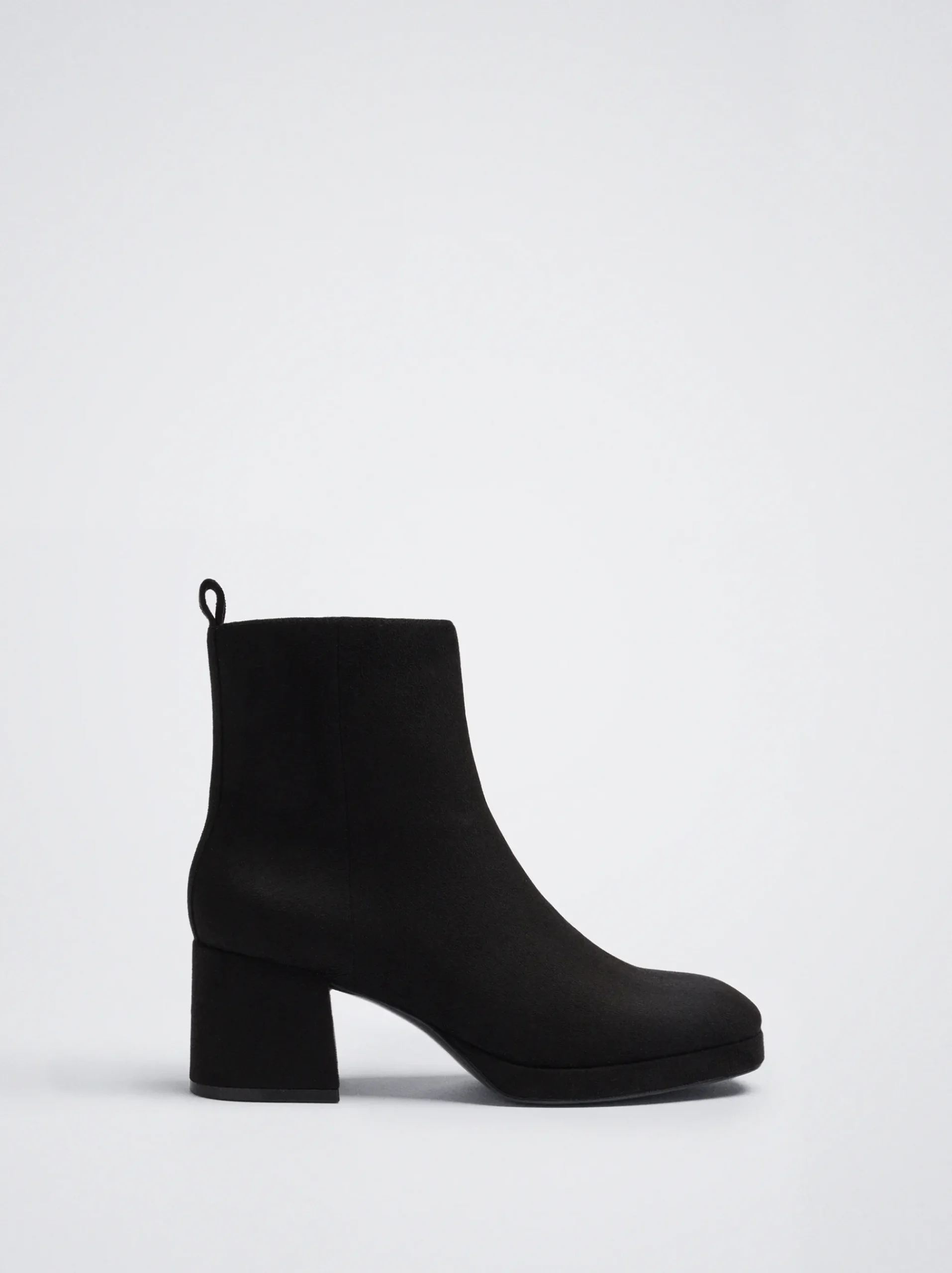 Faux Suede Ankle Boots|Parfois Fashion