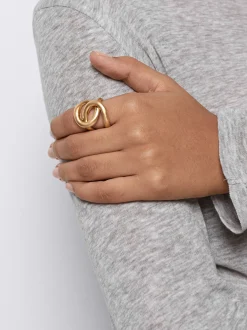 Gold-Toned Ring|Parfois Online