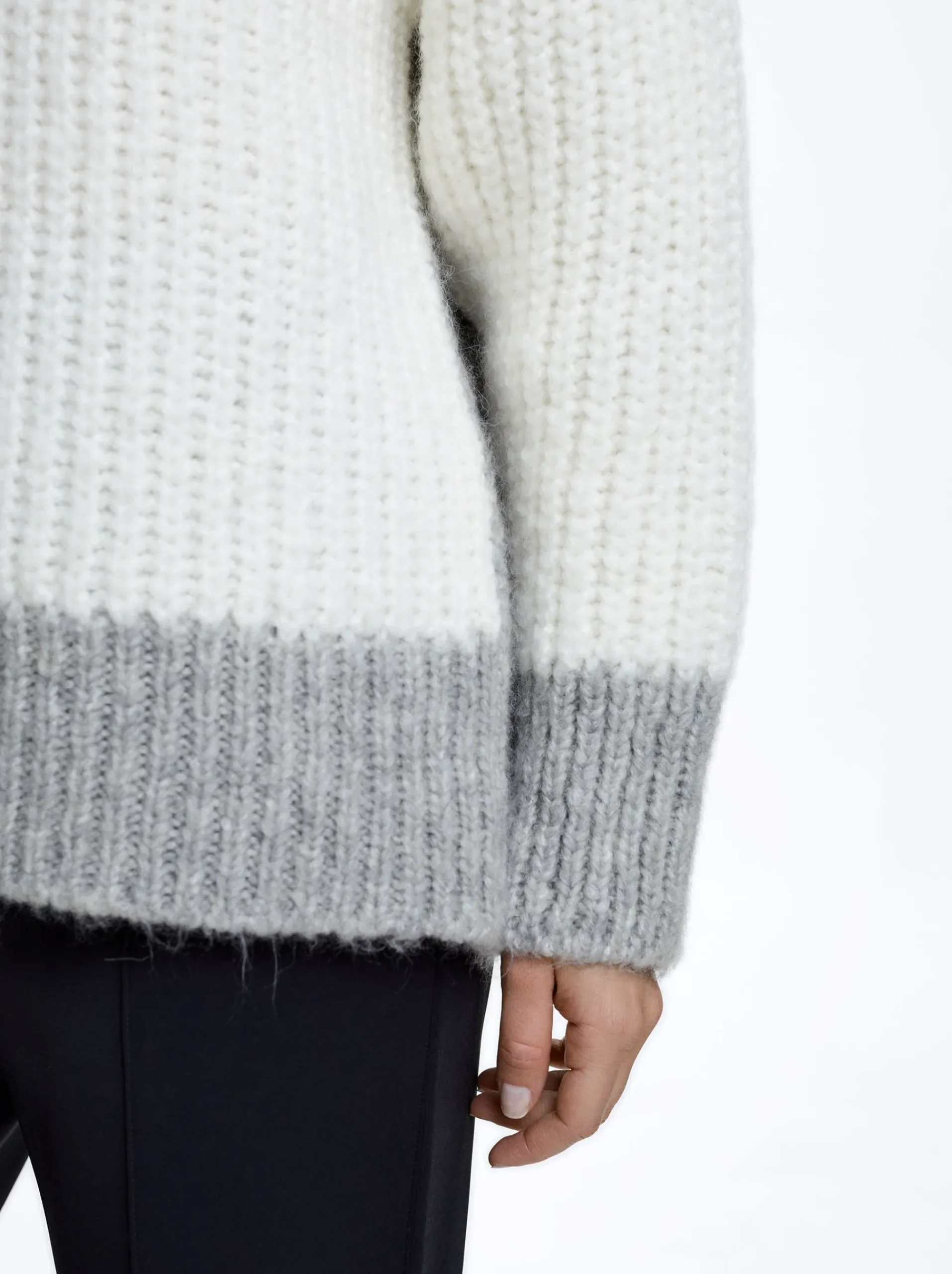 Knit Sweater With Color Block|Parfois Clearance
