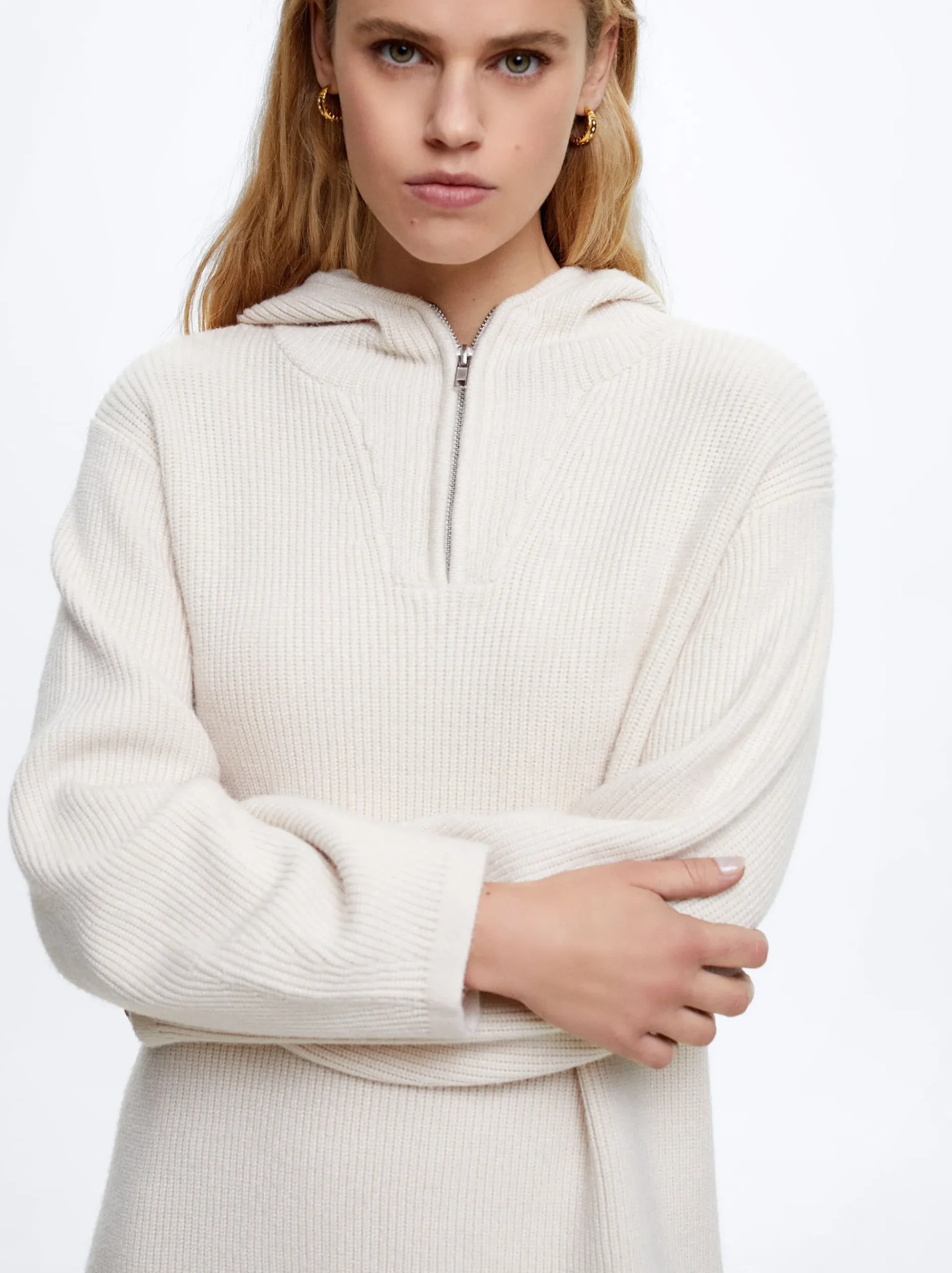 Knitted Dress With Hood|Parfois Fashion