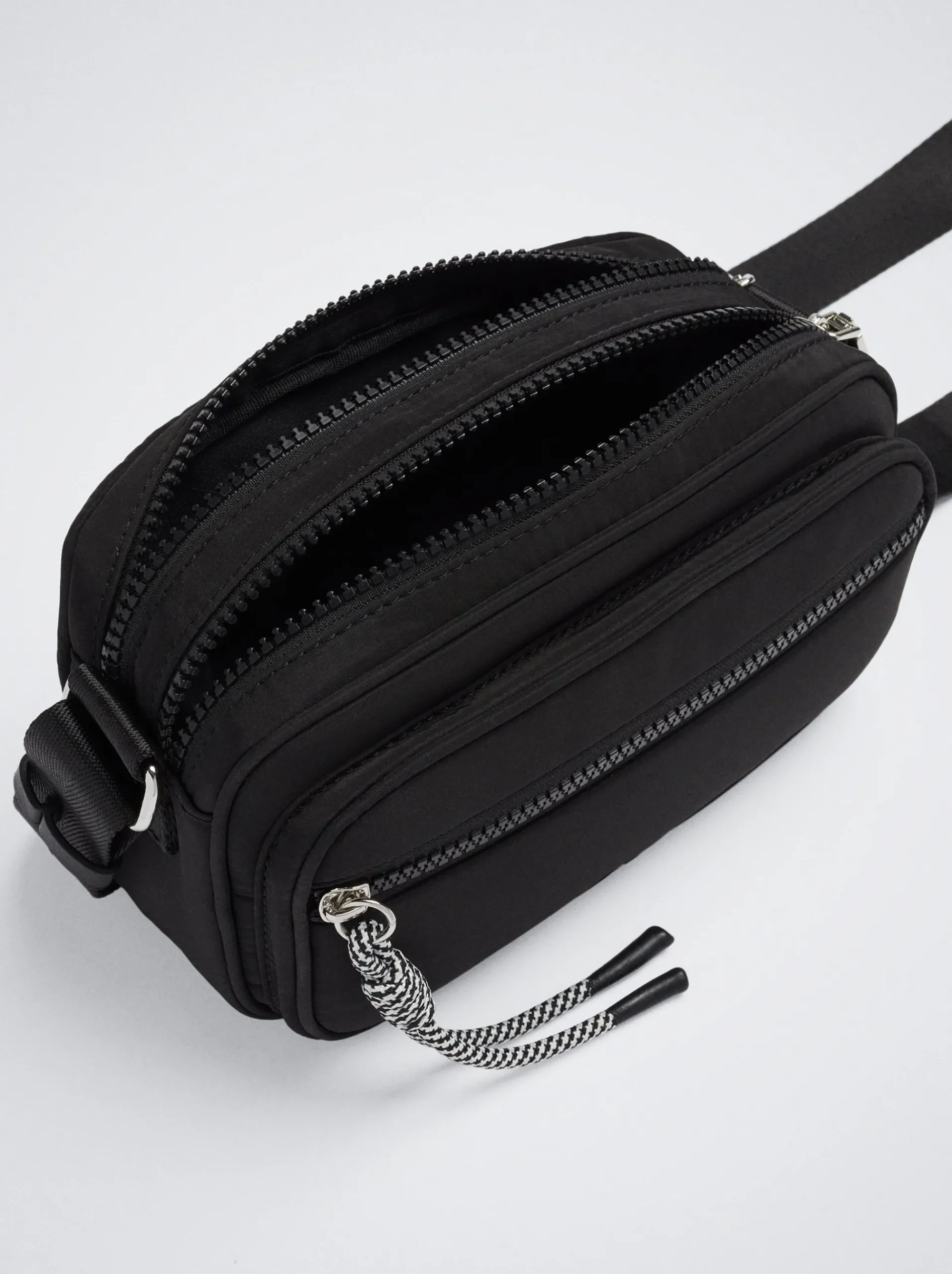 Nylon Crossbody Bag|Parfois New