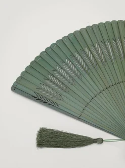 Perforated Fan With Tassel|Parfois Store