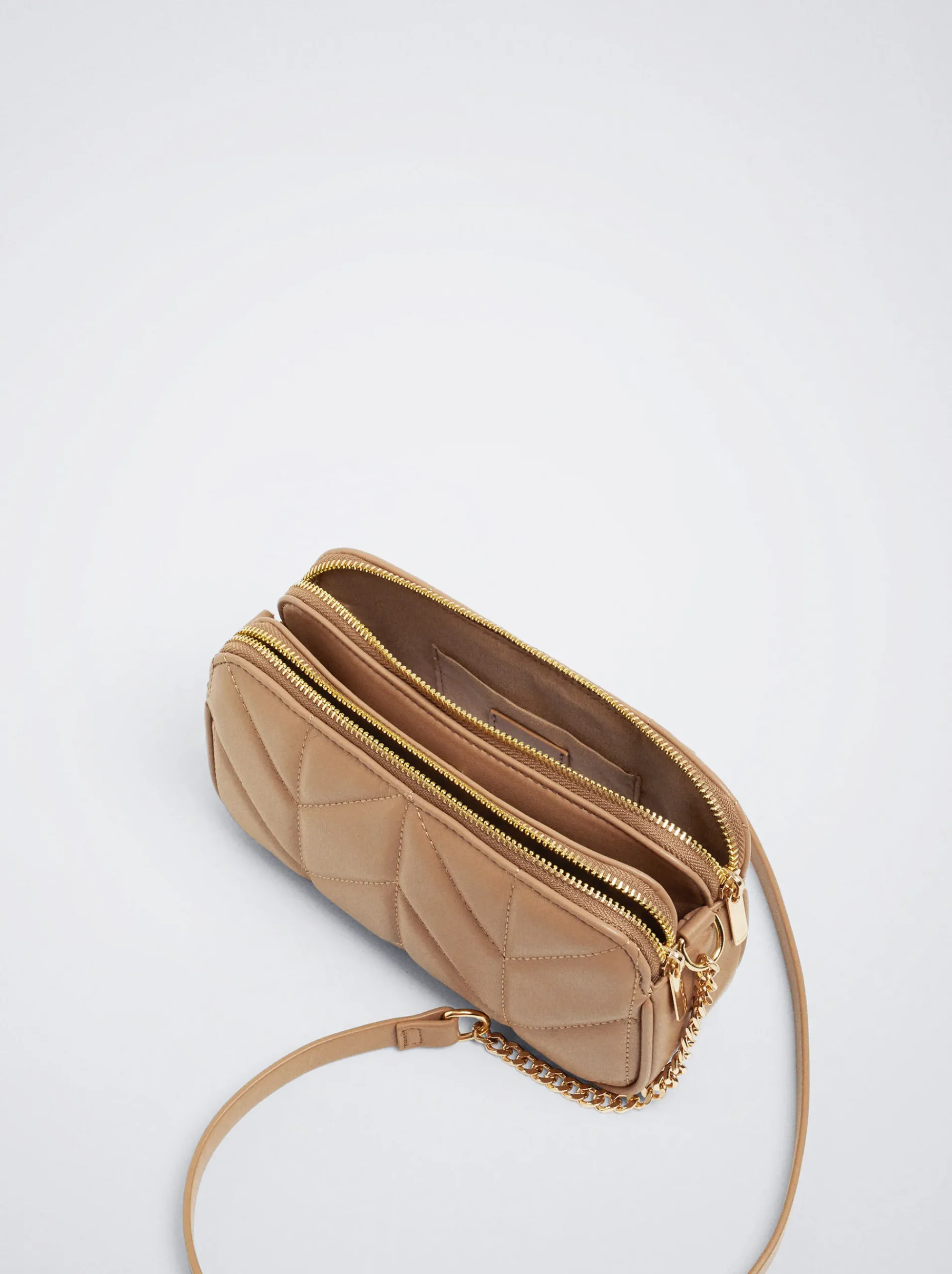 Quilted Crossbody Bag With Chain|Parfois Shop