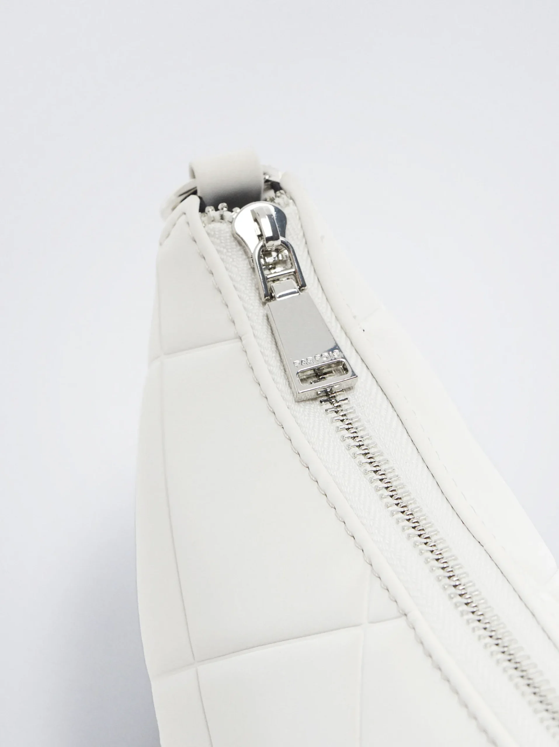 Quilted Shoulder Bag With Chain|Parfois Shop