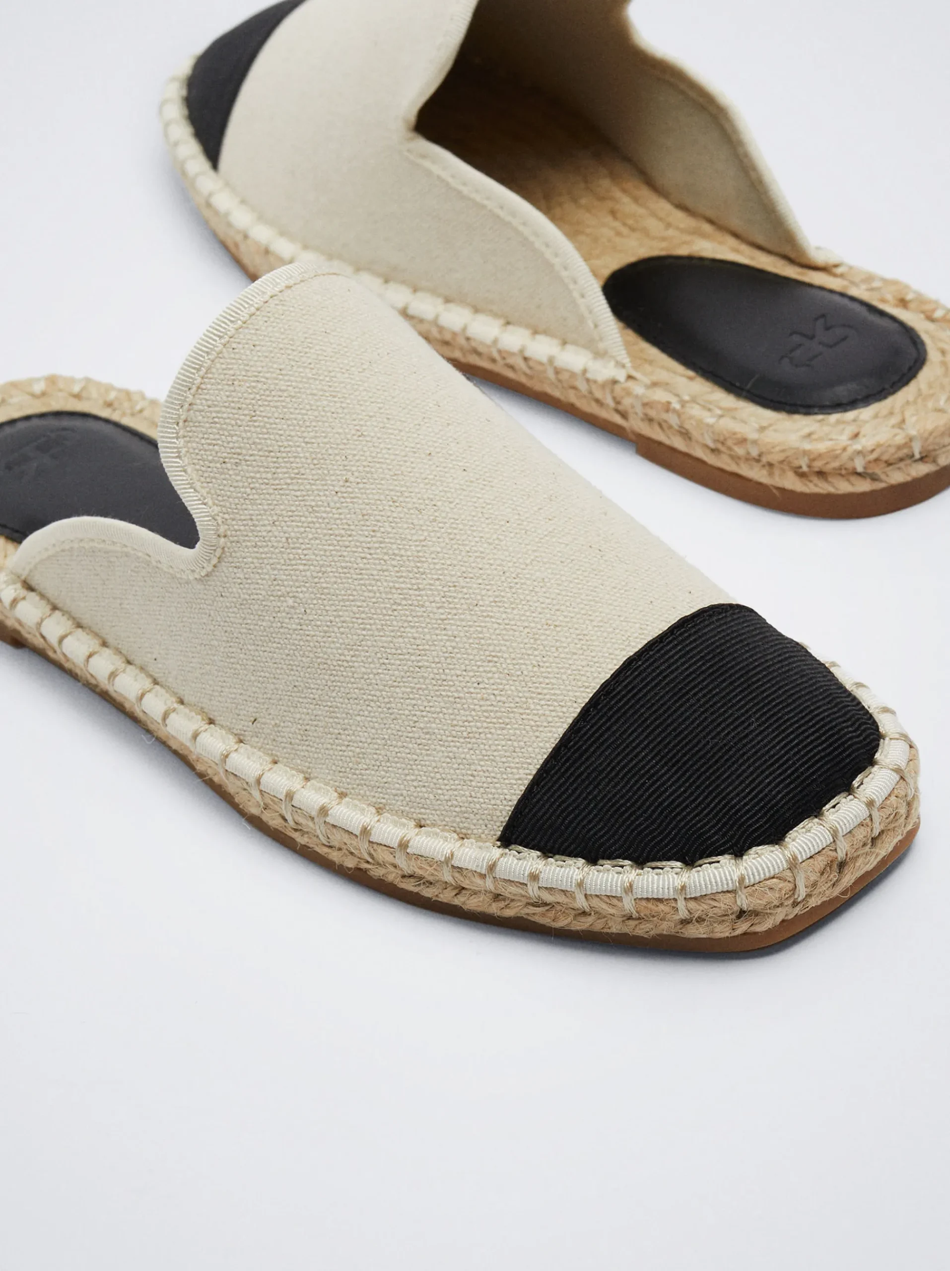 Two-Tone Jute Mules|Parfois Clearance