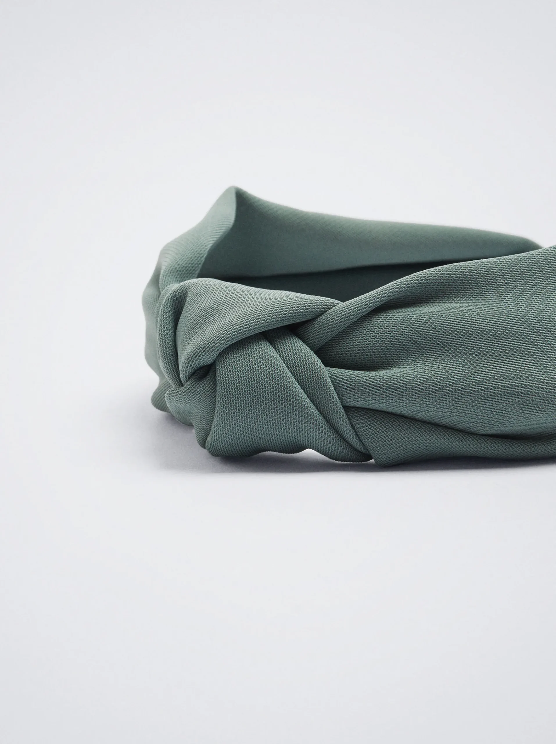 Wide Headband With Knot|Parfois Best