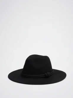 Woollen Hat|Parfois Online
